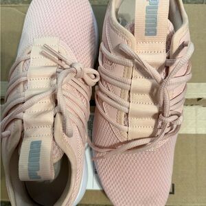 Puma Women's Soft Pink Sneakers